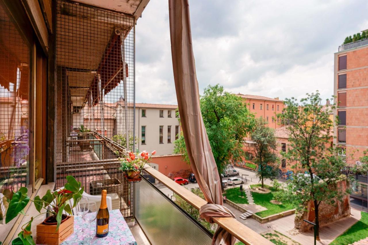 Bed And Breakfast Dolce Vita Bologna Bagian luar foto
