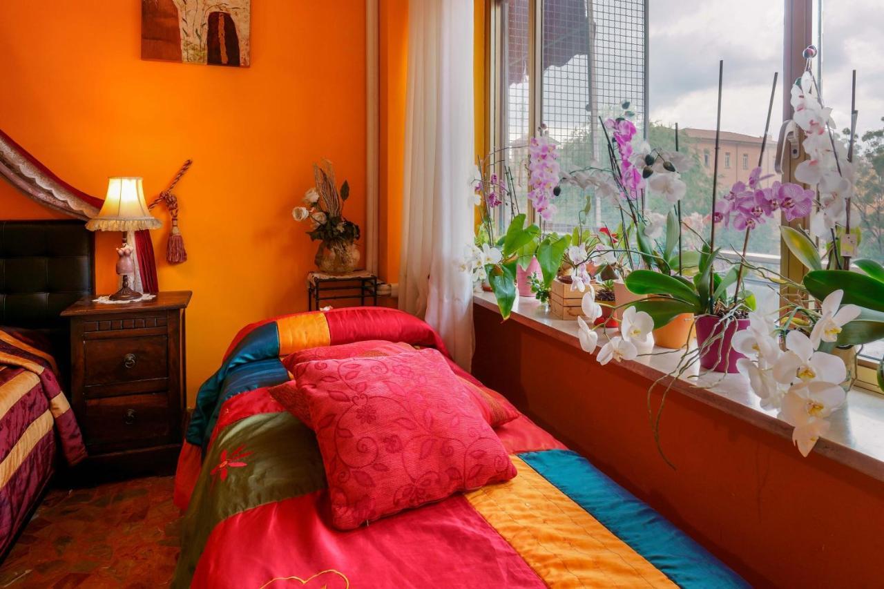 Bed And Breakfast Dolce Vita Bologna Bagian luar foto