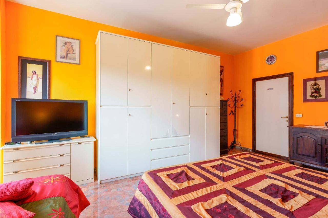 Bed And Breakfast Dolce Vita Bologna Bagian luar foto