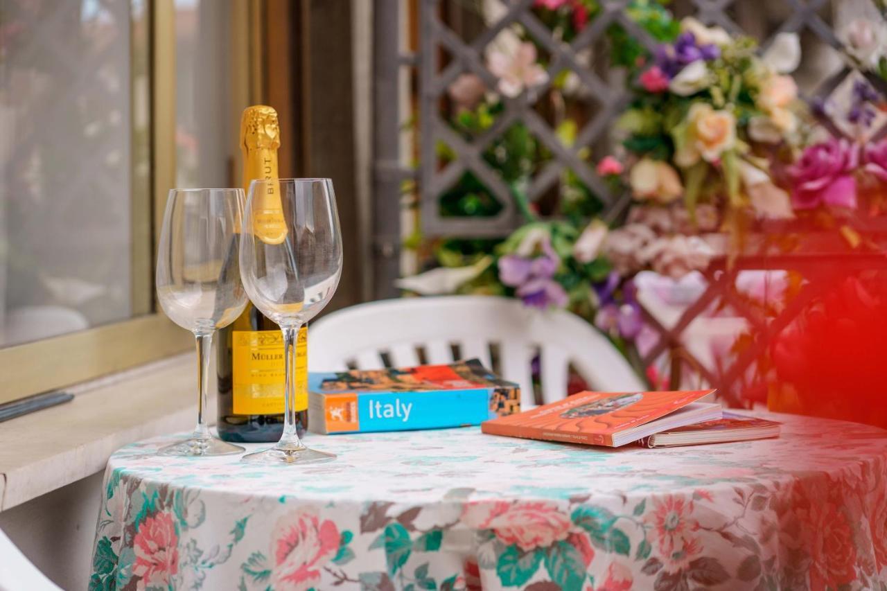 Bed And Breakfast Dolce Vita Bologna Bagian luar foto