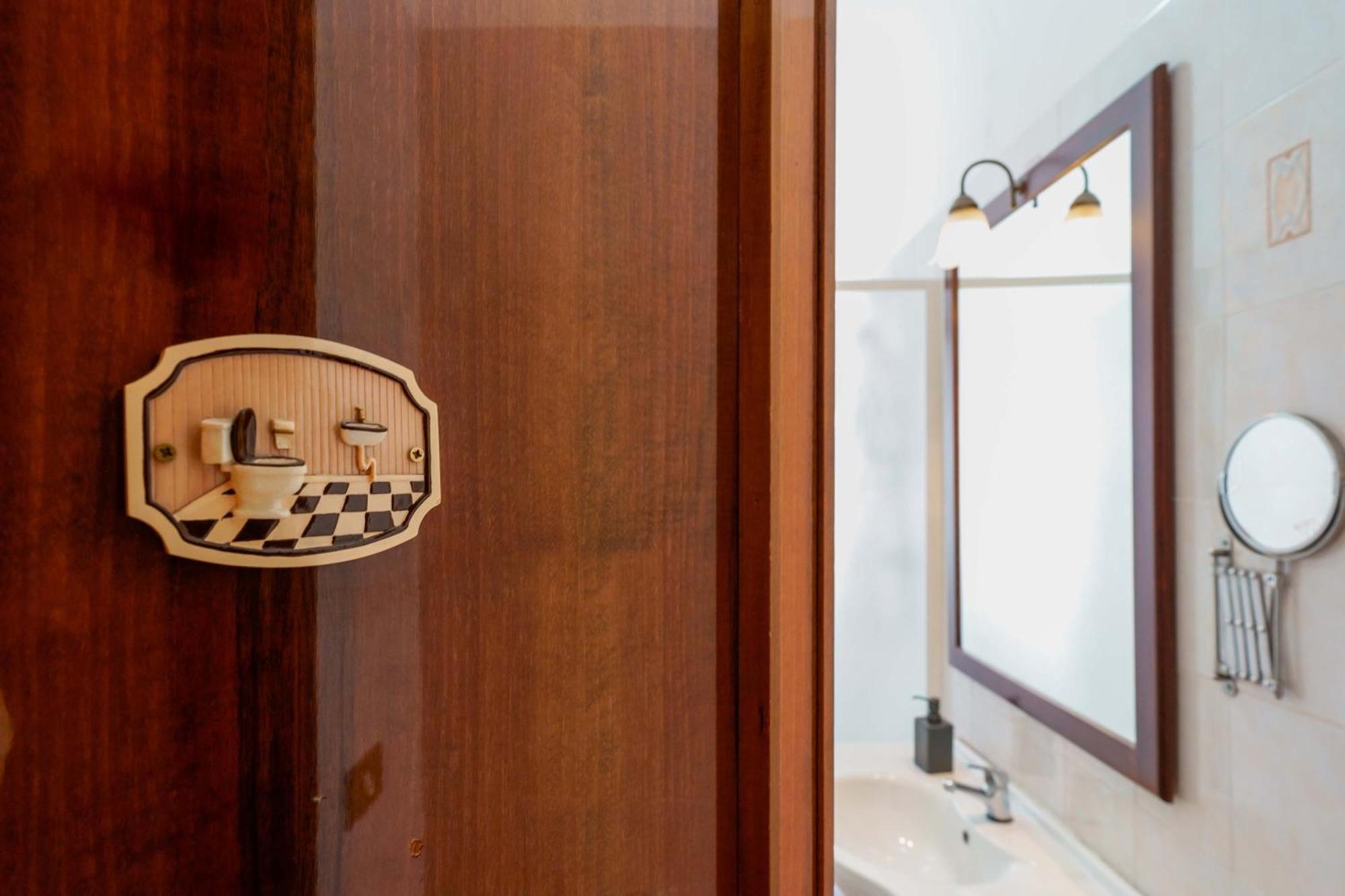 Bed And Breakfast Dolce Vita Bologna Bagian luar foto